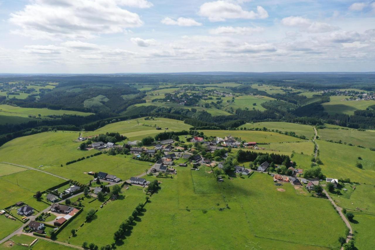 Gaestehaus Juetten Hellenthal Buitenkant foto