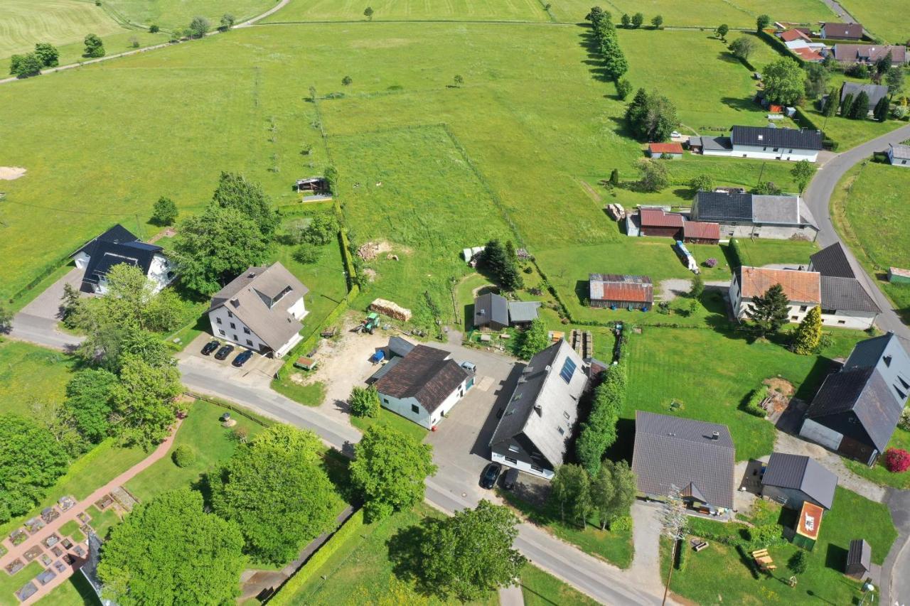Gaestehaus Juetten Hellenthal Buitenkant foto